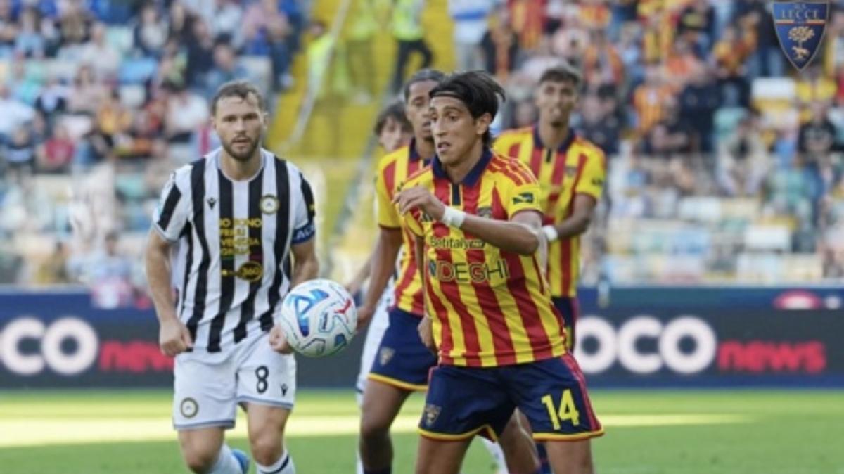 US Lecce, la maglia di Maleh all’asta per beneficenza