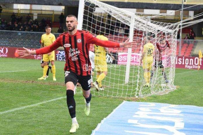 Foggia, Rutjens potrebbe dire addio: Ascoli ad un passo dal difensore