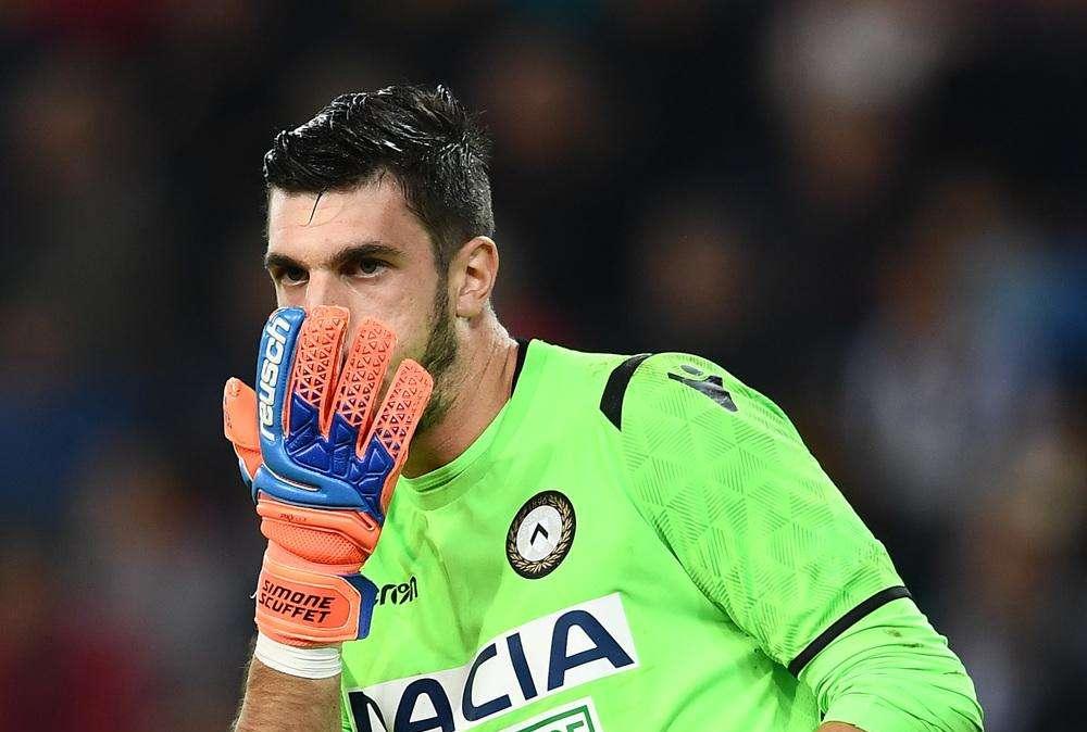 Lecce, caccia all'intesa con Scuffet. E il portiere apre ai giallorossi