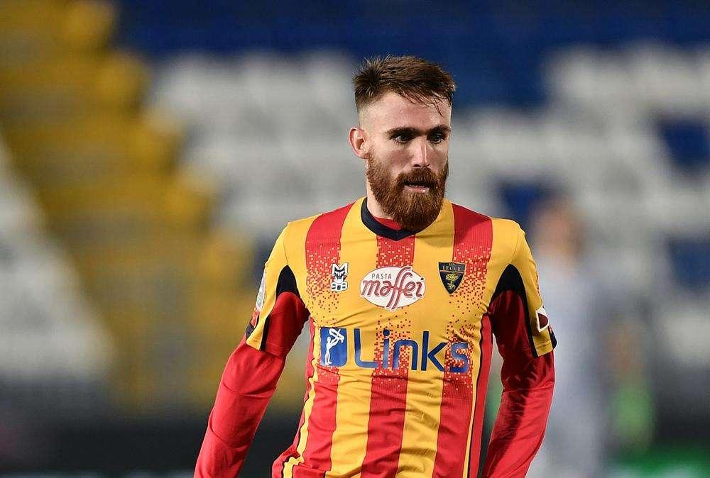 Lecce, Falco e Adjapong in gruppo. Problemi per Majer