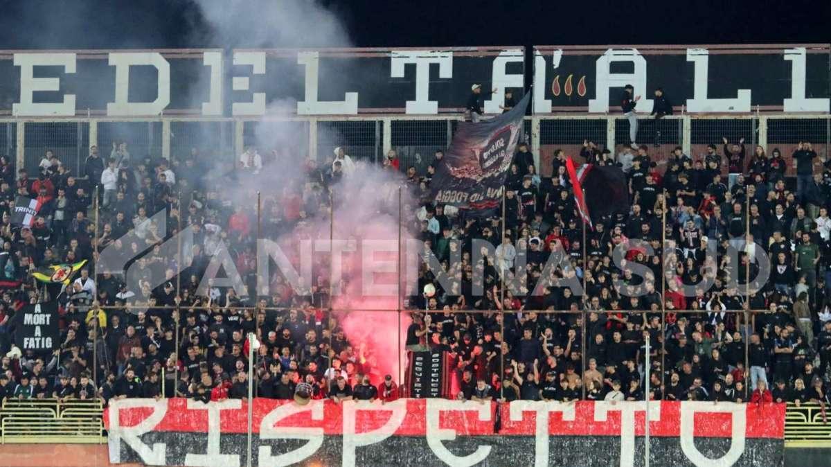 Playout Serie C/C: come funziona la corsa alla salvezza tra Foggia e Messina