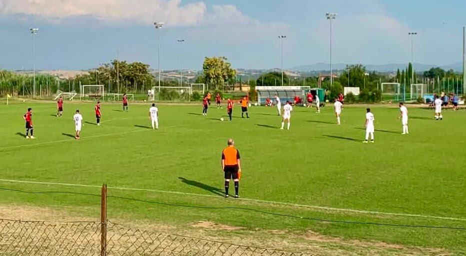 Taranto-Lucchese 0-2: la doppietta di Ferrante apre il triangolare