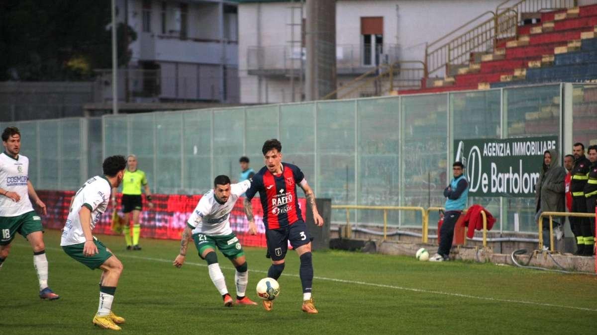 Le probabili formazioni di Casertana-Taranto: ancora out Ferrara nei pugliesi