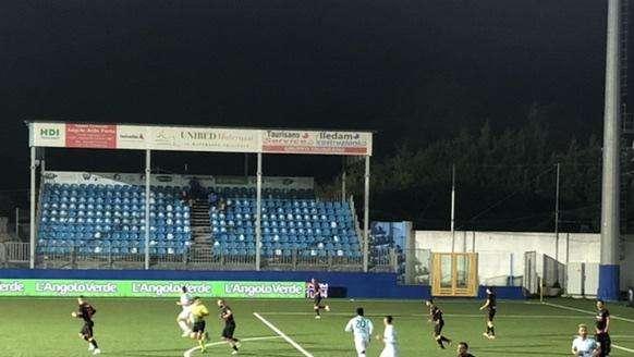 Virtus Francavilla-Catanzaro, pari e patta: Zenuni risponde a Fazio