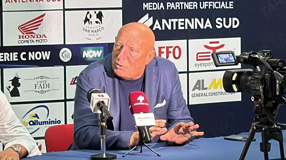 Taranto, Lucchesi: "Se Capuano invierà un nuovo certificato, sarà esonerato"