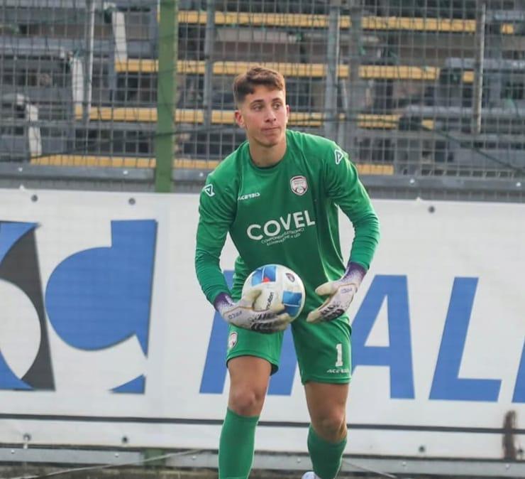 Virtus Francavilla, sondaggio per il portiere Giuseppe Simeoli