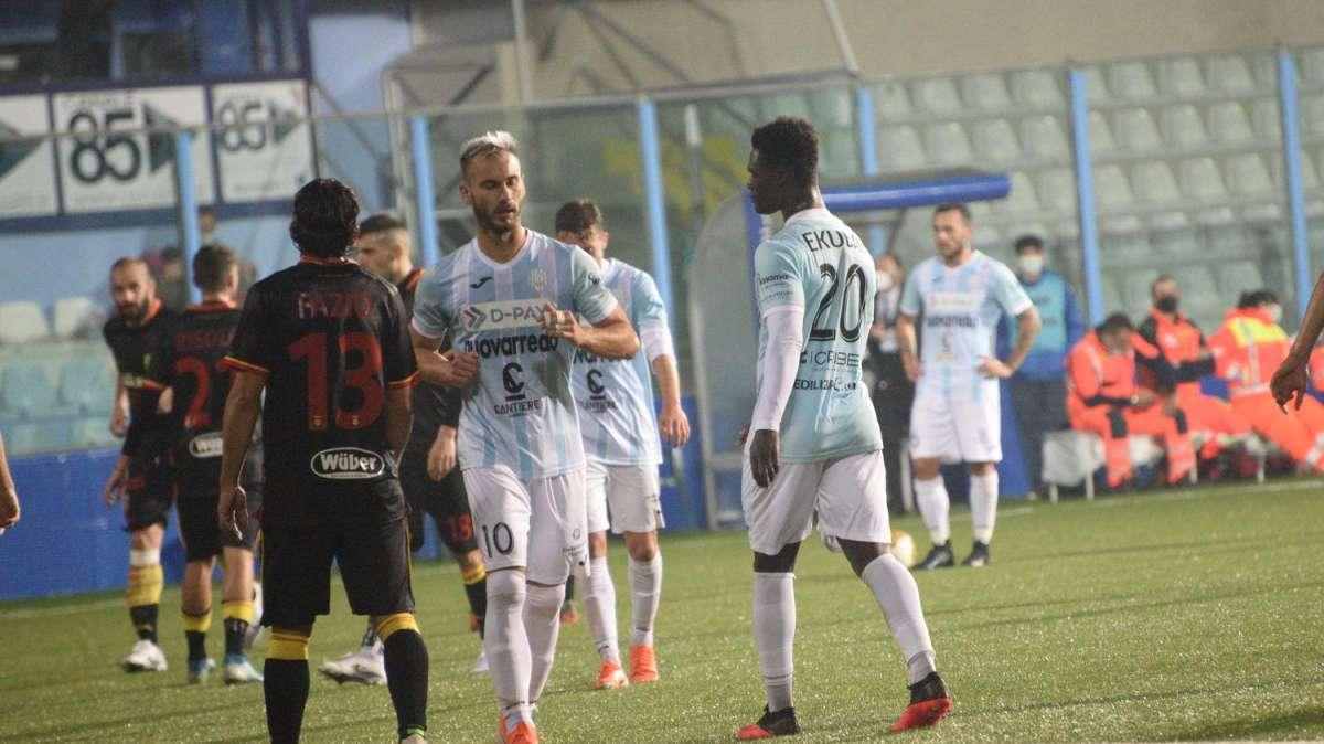 Virtus Francavilla, maledetti centimetri: quanti gol subiti su palla inattiva