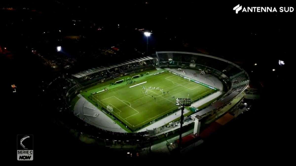 Serie B, nessun cambio per Avellino-Bari: si gioca 21