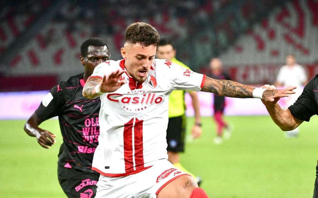 Bari-Palermo 0-0: ottimo primo tempo biancorosso, poi secondo in 9. Ma si resiste 