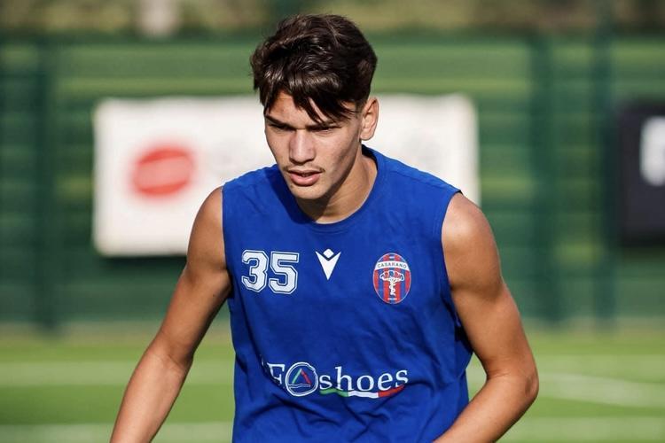 UFFICIALE - Casarano: Cerbone è un nuovo giocatore dell'Hellas Verona