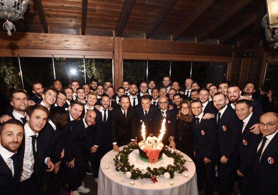 FOTO - Bari, ieri sera la consueta cena pre-natalizia in famiglia