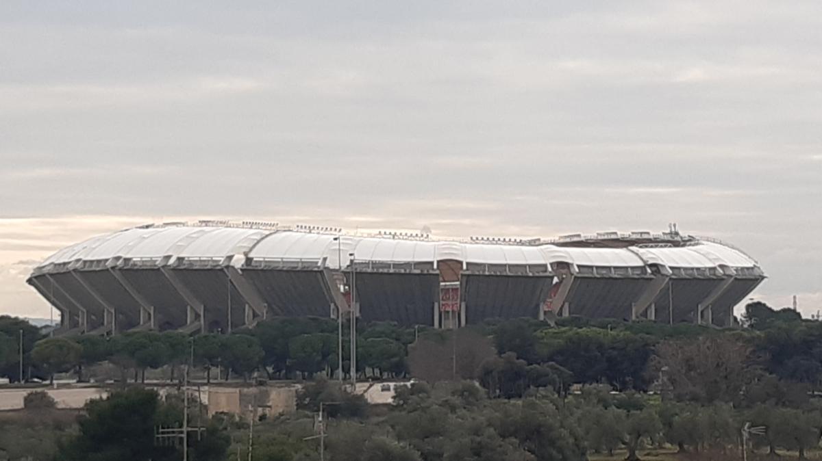 Ricorso stadio S. Nicola, il Tar si riserva sulla sospensione della gara