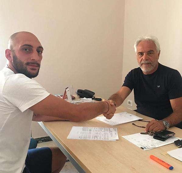 UFFICIALE - Casarano, tesserato il portiere Ferrara