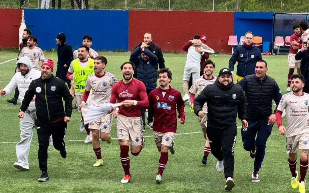 Siano, Esposito chiama la città: “Questa maglia è di tutti, daremo tutto fino all’ultimo”