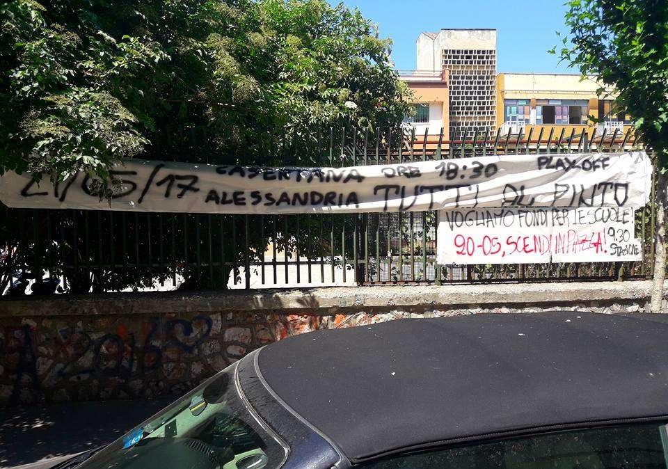 Striscione tifosi Diaz