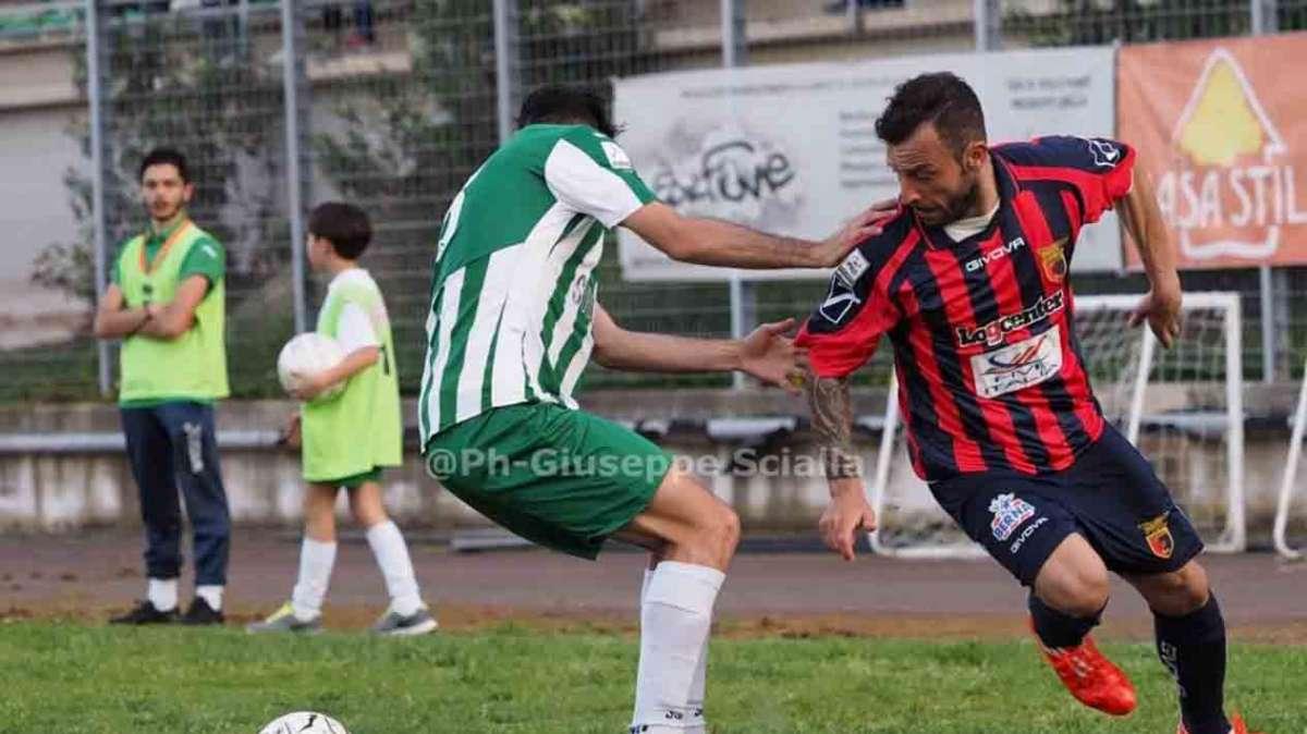 De Angelis in azione a Monopol