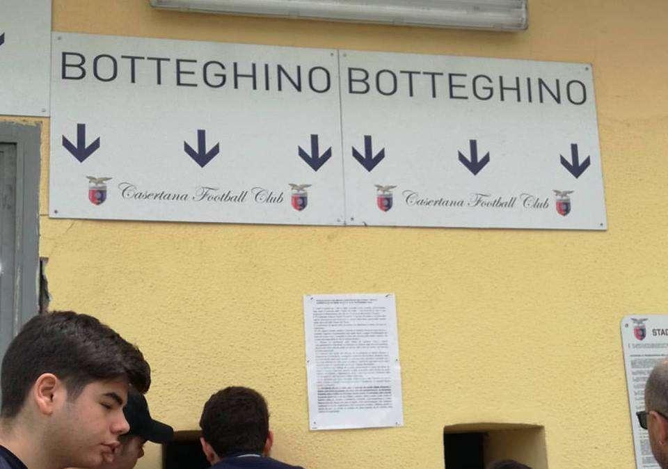 Tifosi Casertana al botteghino