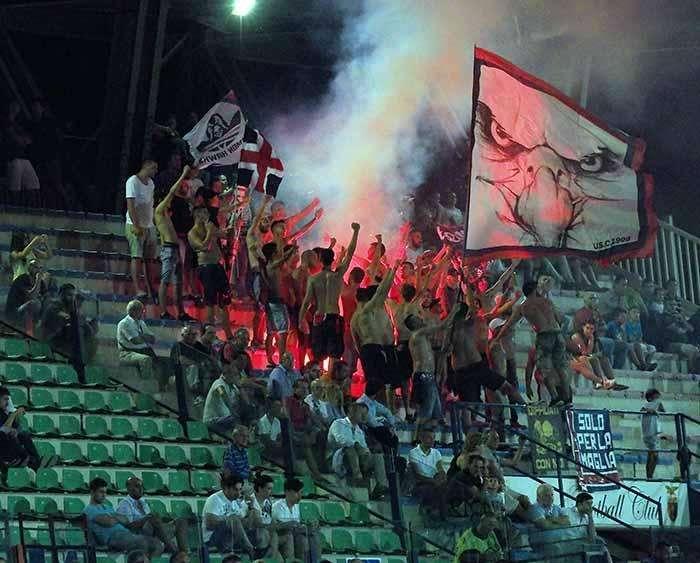 Casertana ferma a zero, pioggia di fischi per la dirigenza ed il mister: applauditi i giocatori