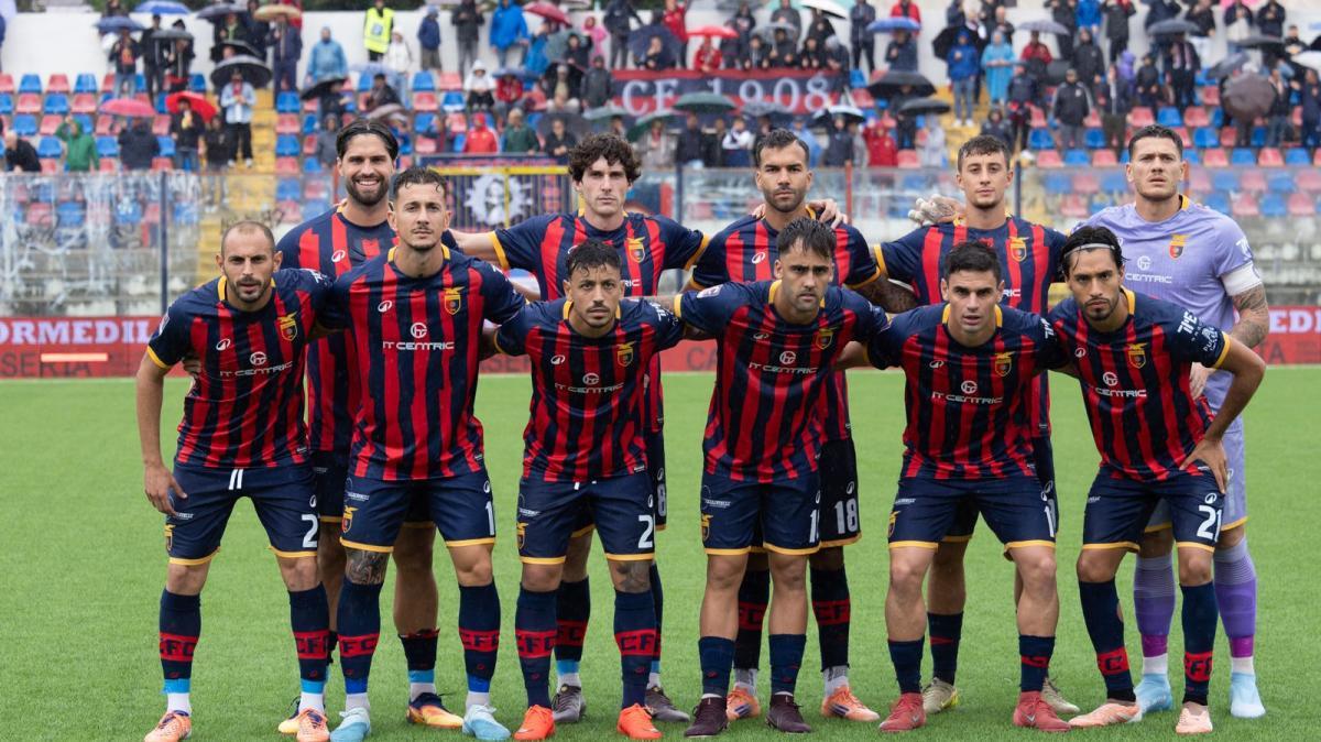 Casertana, un sorriso da tre punti dopo una settimana difficile, tra un secondo tempo quasi perfetto, uno Stellone felice e un Manconi versione killer spietato. Col Sorrento alla ricerca della continuità