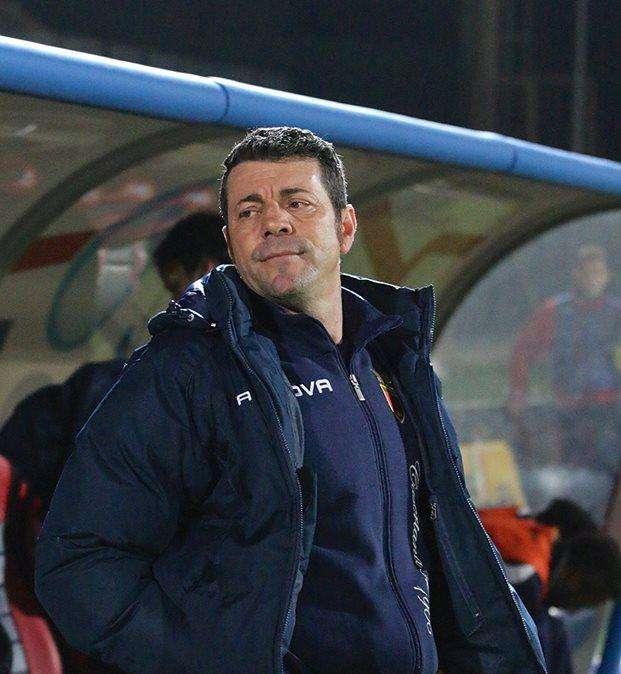 Campilongo è il nuovo allenatore del Taranto, subito chiesto un ex Casertana