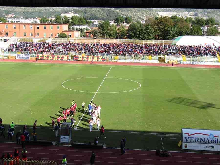 I distinti gremiti