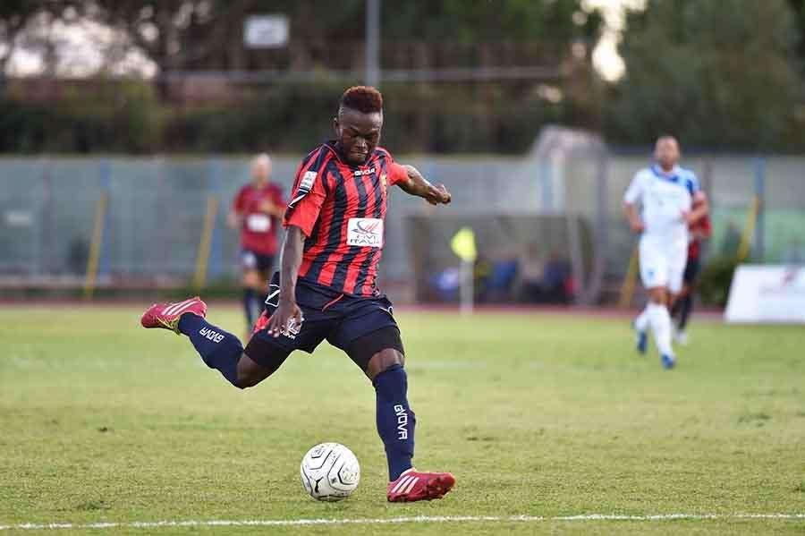 Agyei in azione