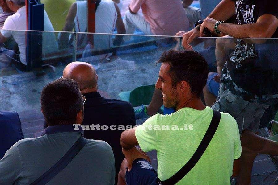 FOTO - In foto Mancosu  sempre più vicino alla cessione, tribuna contro il Lecco