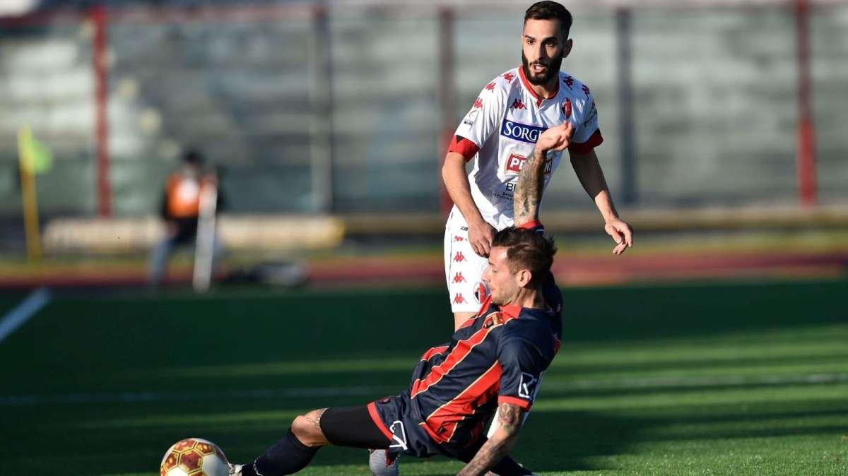 Il Bari si impone al Pinto: Casertana 0 Bari 2