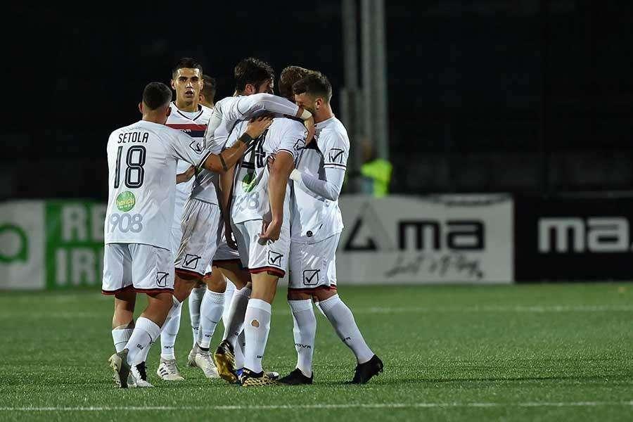 Sconfitta al Partenio nel derby campano: Avellino 3 Casertana 1