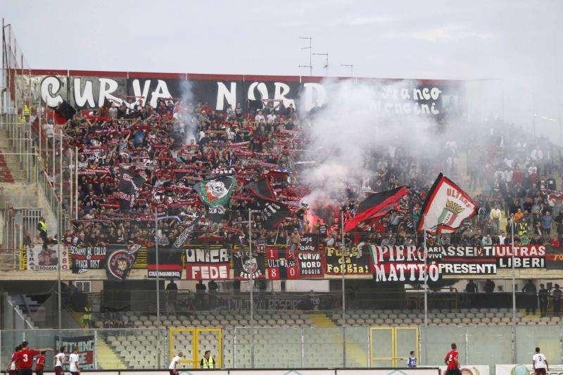 Casertana - Foggia, sarà esodo rossonero: polverizzati i tagliandi del settore ospiti