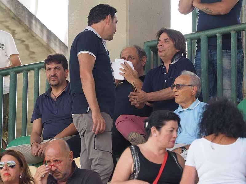 Eziolino Capuano in tribuna