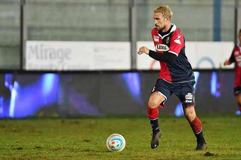 Floro entra, la cambia ma non basta: Casertana 2 Viterbese 2