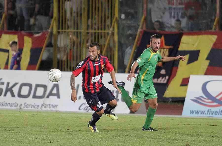 FORMAZIONI UFFICIALI - Sorpresa per l'11 di Romaniello, tra poco il fischio d'inizio