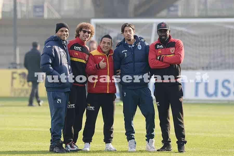 Ex casertani contro