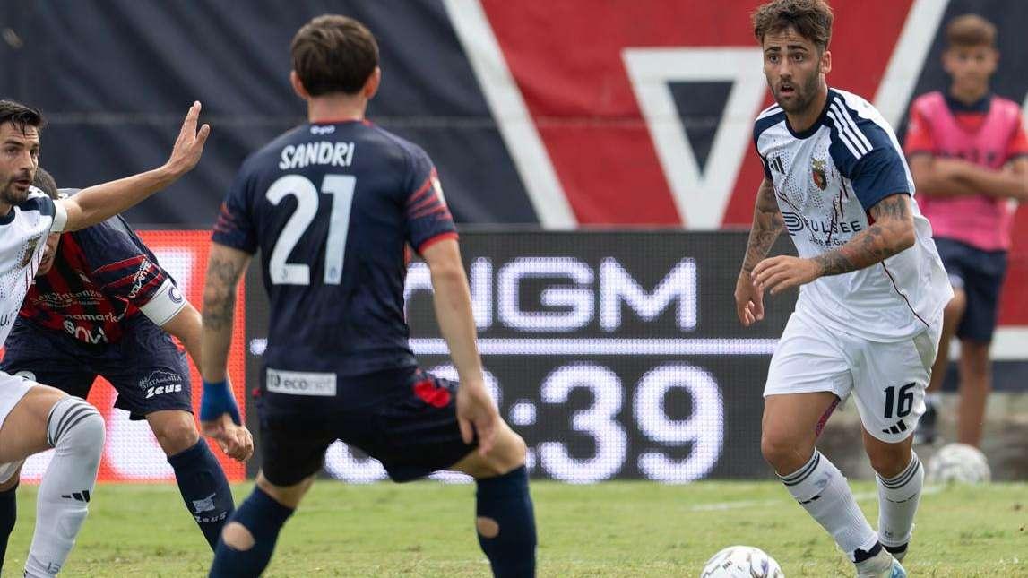 La Casertana fa festa a Crotone, conquistati tre punti d’oro allo ‘Scida’