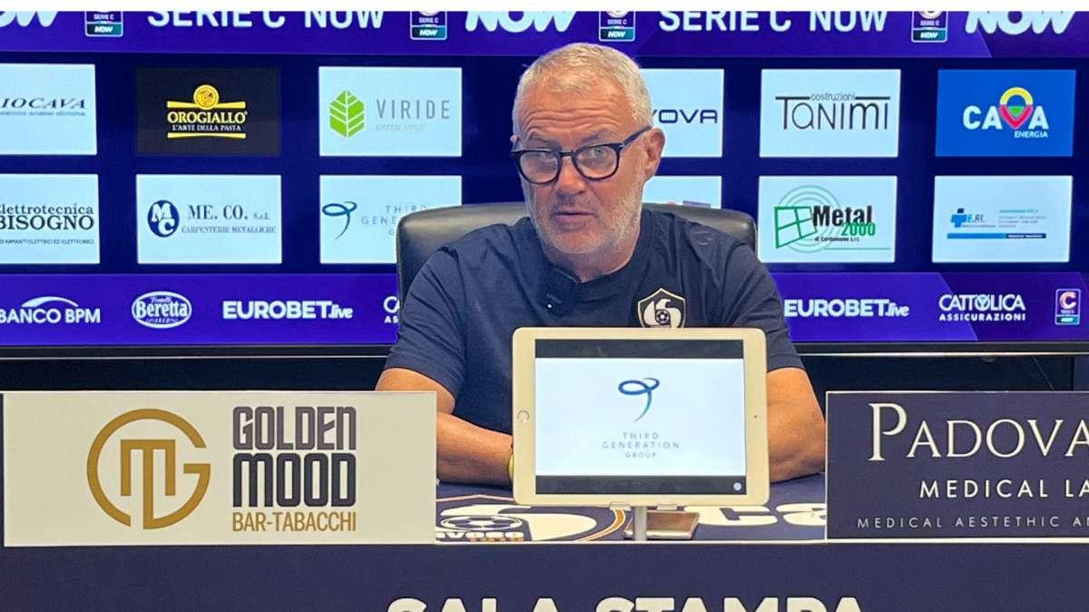 Di Napoli: "Crotone costruito per vincere. Mi aspetto tanta determinazione domani"