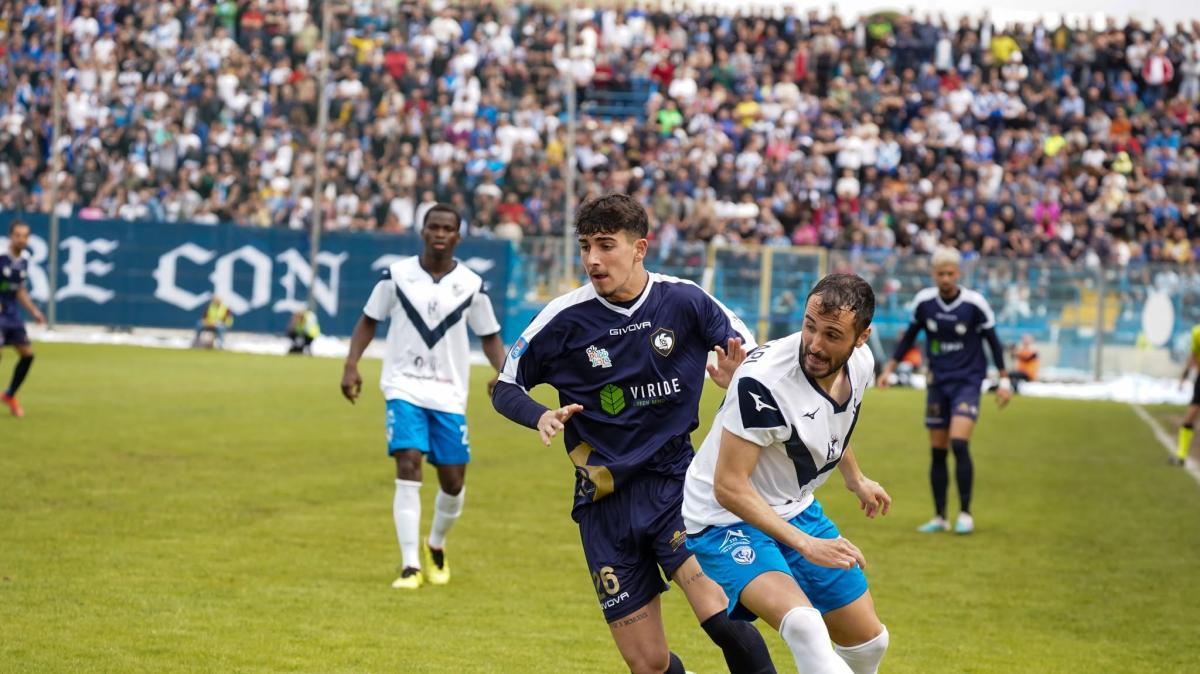 UFFICIALE - Francesco D'Amore è un nuovo calciatore della Cavese