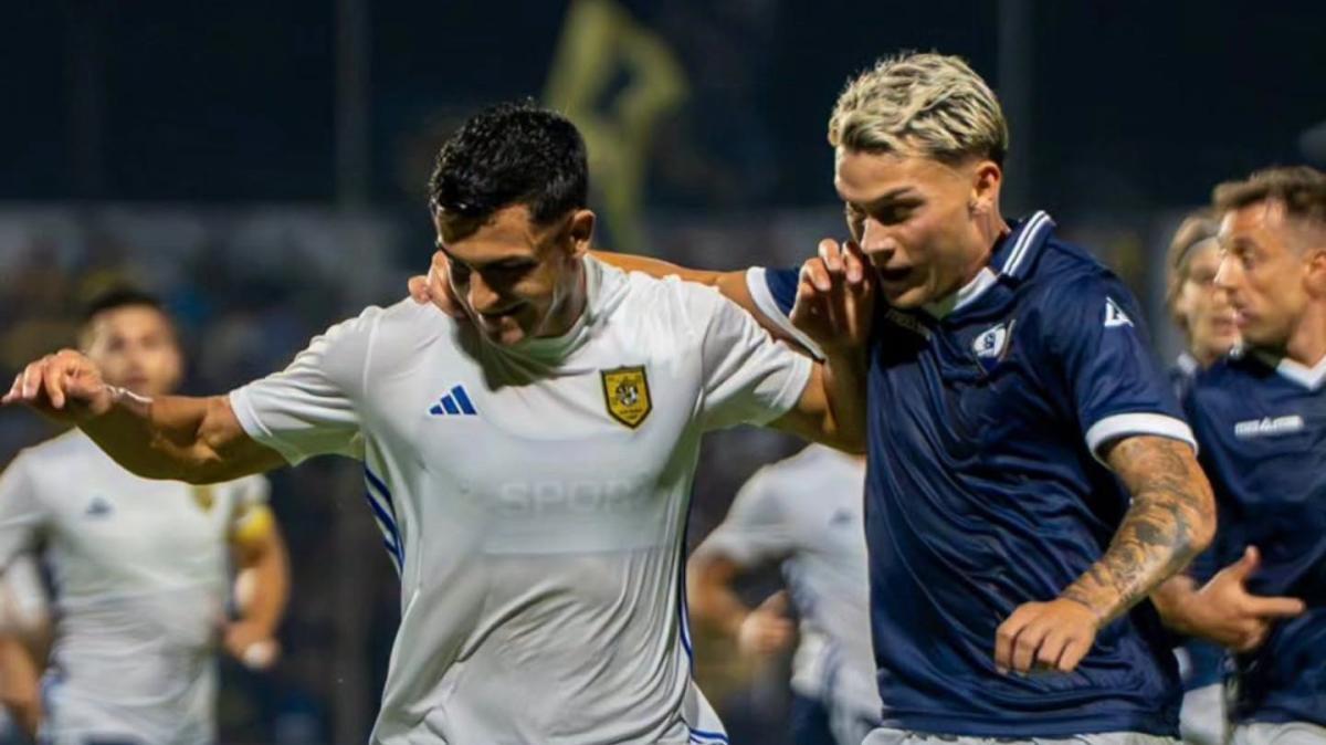 Il 1° Trofeo Catello Mari va alla Juve Stabia. Decide una rete di Sandrucci