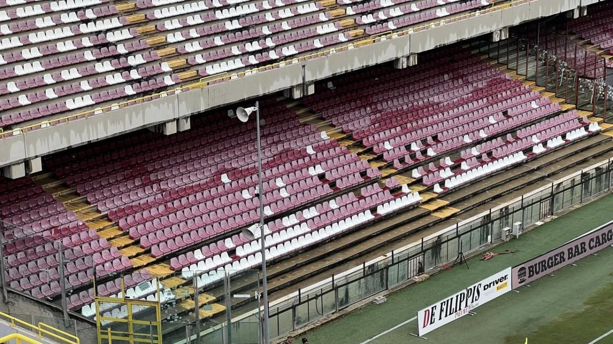Salernitana-Cavese: si va verso la chiusura del settore ospiti per i residenti in Campania