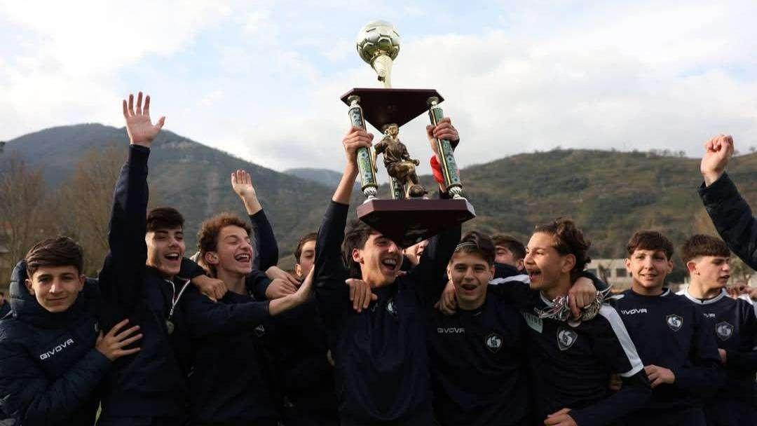 In foto la Cavese U15