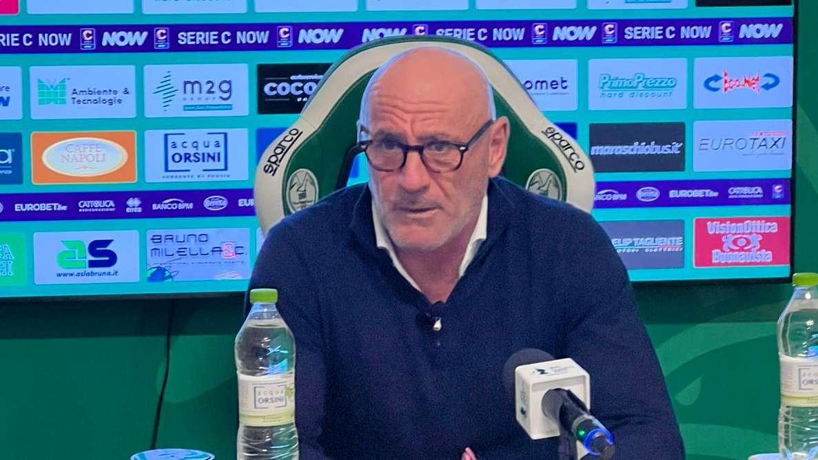 Maiuri tuona: "Non possiamo regalare gol così. Certamente servono rinforzi, ne stiamo parlando con la società"