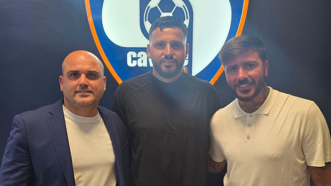 UFFICIALE - In conferenza spunta Esposito: "Non vedo l'ora di giocare davanti ai nostri tifosi"