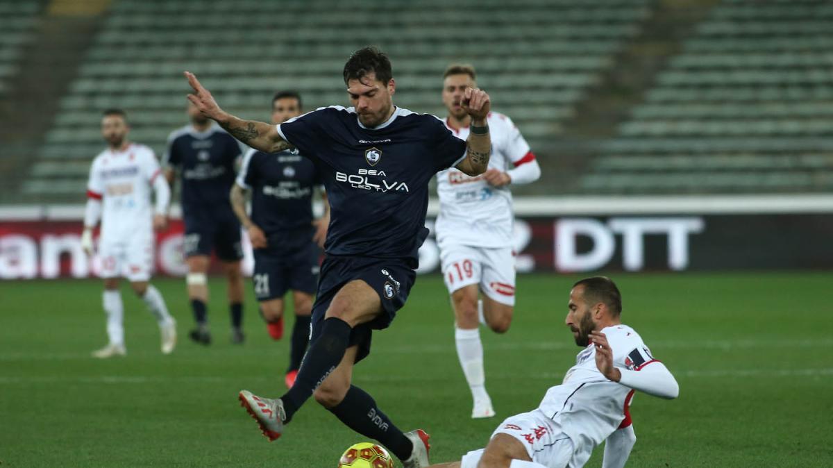 Sarà Bari-Cavese la prima giornata del campionato di Serie C. Derby con la Salernitana alla terza giornata, si chiude con il Giugliano
