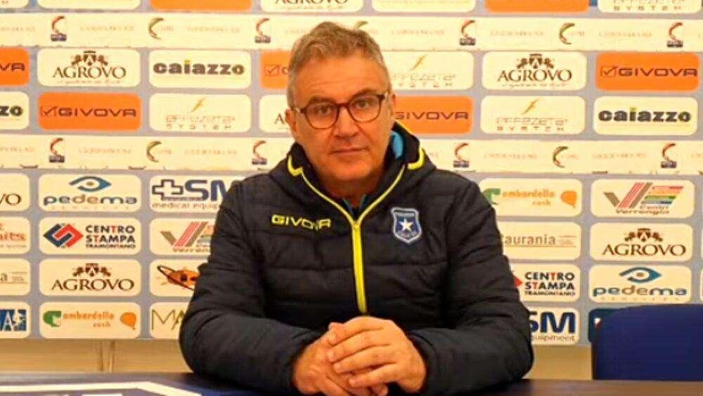 Di Napoli in pole position per il post Cinelli sulla panchina della Cavese