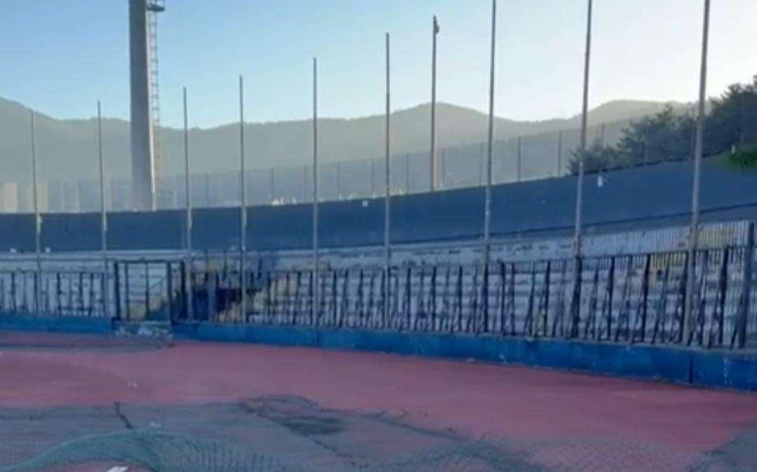 Ignoti divelgono le reti protettive della Curva Sud del “Simonetta Lamberti”: attesa per la gara di stasera