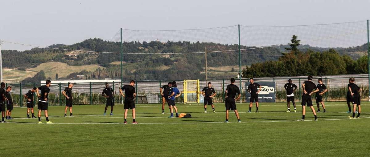Oggi pomeriggio allenamento allo stadio alle 18