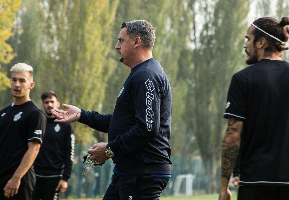 Andrea Camplone