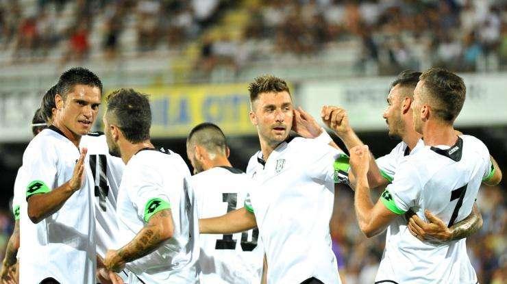 LE PAGELLE DEI TIFOSI - Torna capitan Capelli e la difesa smette di traballare