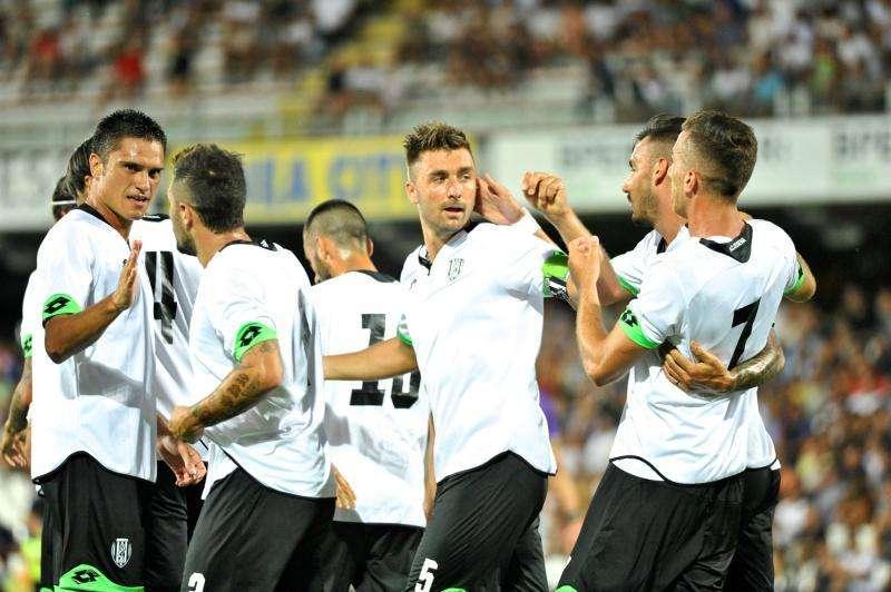 In 21 sono partiti per Brescia