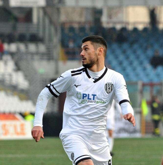 Tegola De Angelis: stiramento all‘adduttore